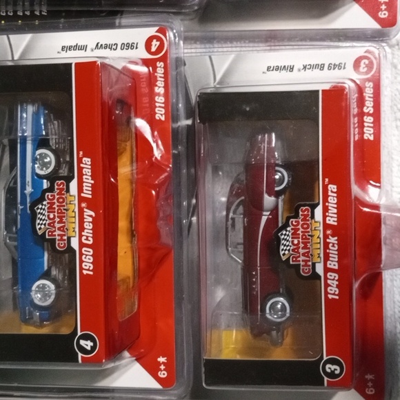 Racing Champions  Mint 2016  5 Diecast - Picture 2 of 4